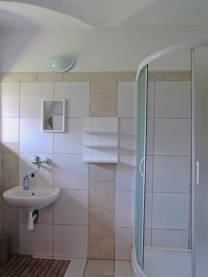 Apartmany V Broumovskem Statku エクステリア 写真